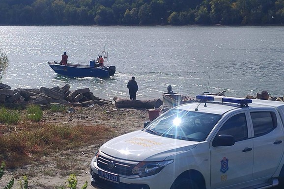 DRAMA KOD LOZNICE Mladić nestao u vodi, spasioci na terenu