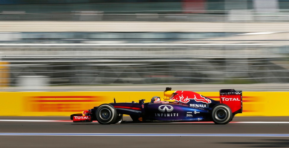 Kierowcy Formuły 1 trenują na torze w Soczi