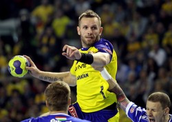 Tkaczyk prawdopodobnie ma naderwane więzadło poboczne