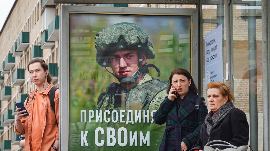 Plakat zachęcający do udziału w wojnie, Moskwa, 08.04.2024