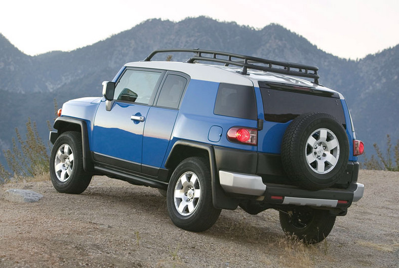 Toyota FJ Cruiser: zmodernizowany silnik dla modelu w stylu retro