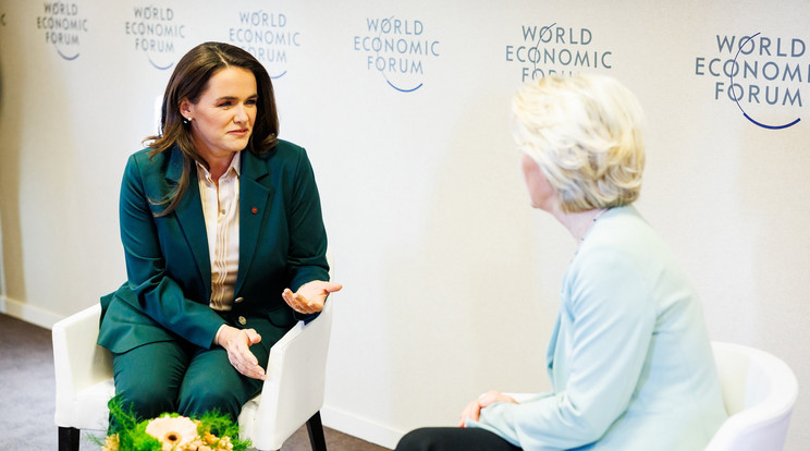 Novák Katalin köztársasági elnök Ursula von der Leyennel tárgyalt a Világgazdasági Fórum 54. találkozóján Davosban / Fotó: MTI/Sándor-palota