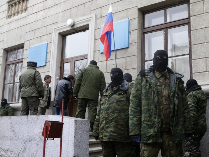 Rosja wzmacnia siły na Krymie