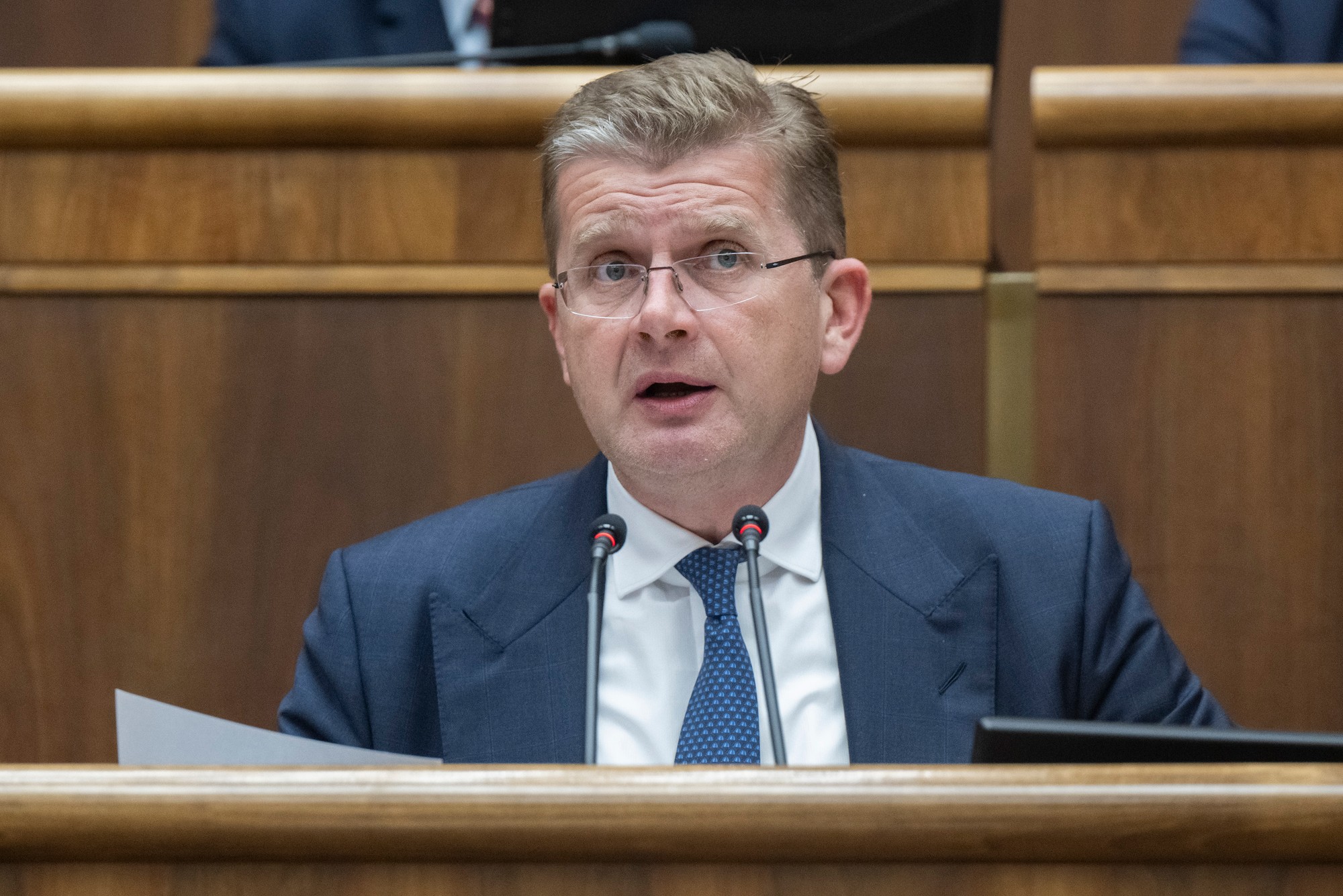 V stredu (27. 11.) plánuje opozícia podať ďalší návrh na vyslovenie nedôvery Matúšovi Šutajovi Eštokovi.