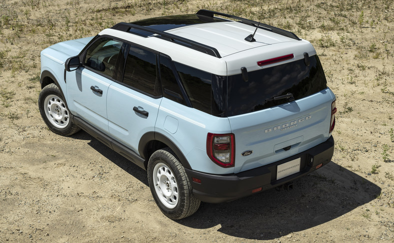 2023 Bronco Sport Heritage Edition Robin's Egg Blue 02