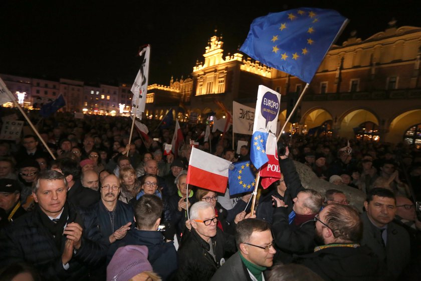 Protesty w obronie sędziów w całej Polsce