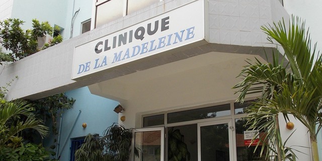 Bebe Calcine A La Clinique Madeleine L Instruction Bouclee Pulse Senegal