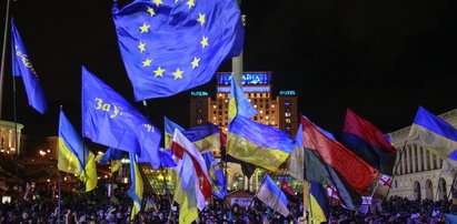 Unia wstrzymuje rozmowy z Kijowem