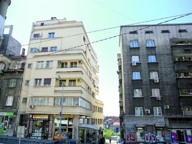 U ovoj zgradi napisana je na „Na Drini ćuprija“