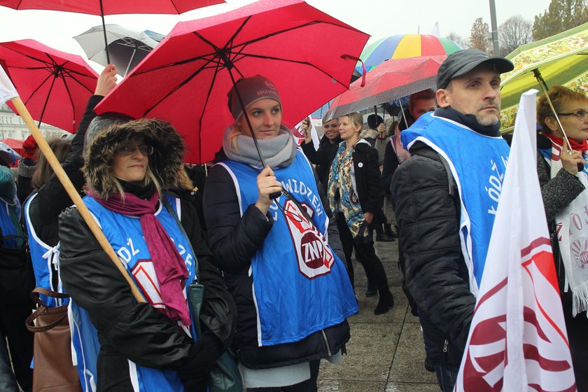 Protestowali przeciw reformie PiS