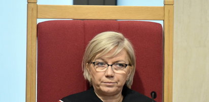 Oświadczenia majątkowe Julii Przyłębskiej i pięciu sędziów TK utajniono. Miały być jawne