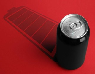 Napoje energetyczne. Lada chwila nastąpią ograniczenia w sprzedaży