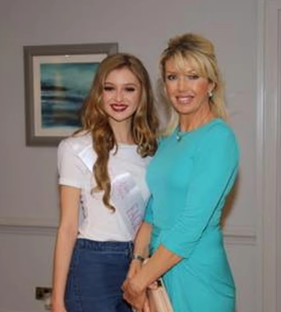 Paloma i njena majka Kejt Šemirani