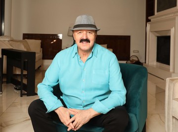 "Okrenuo sam se detetu" Haris Džinović iznenadio izjavom nakon Melininog venčanja, ćerku Đinu ne pominje 