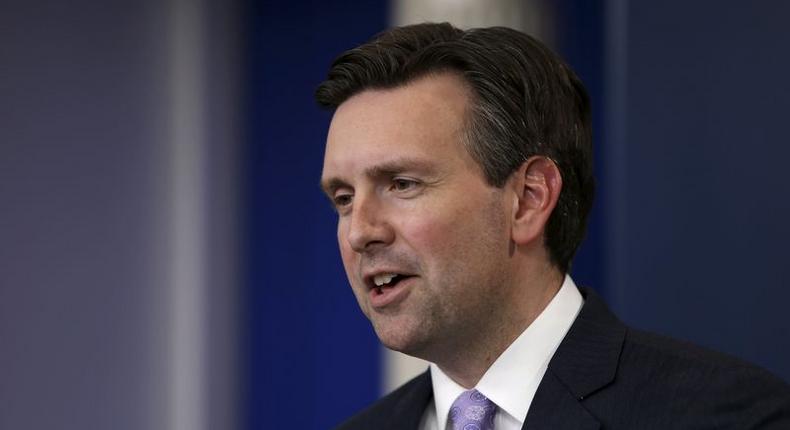 White House Press Secretary Josh Earnest answers a question during his daily press briefing at the White House in Washington March 28, 2016. 