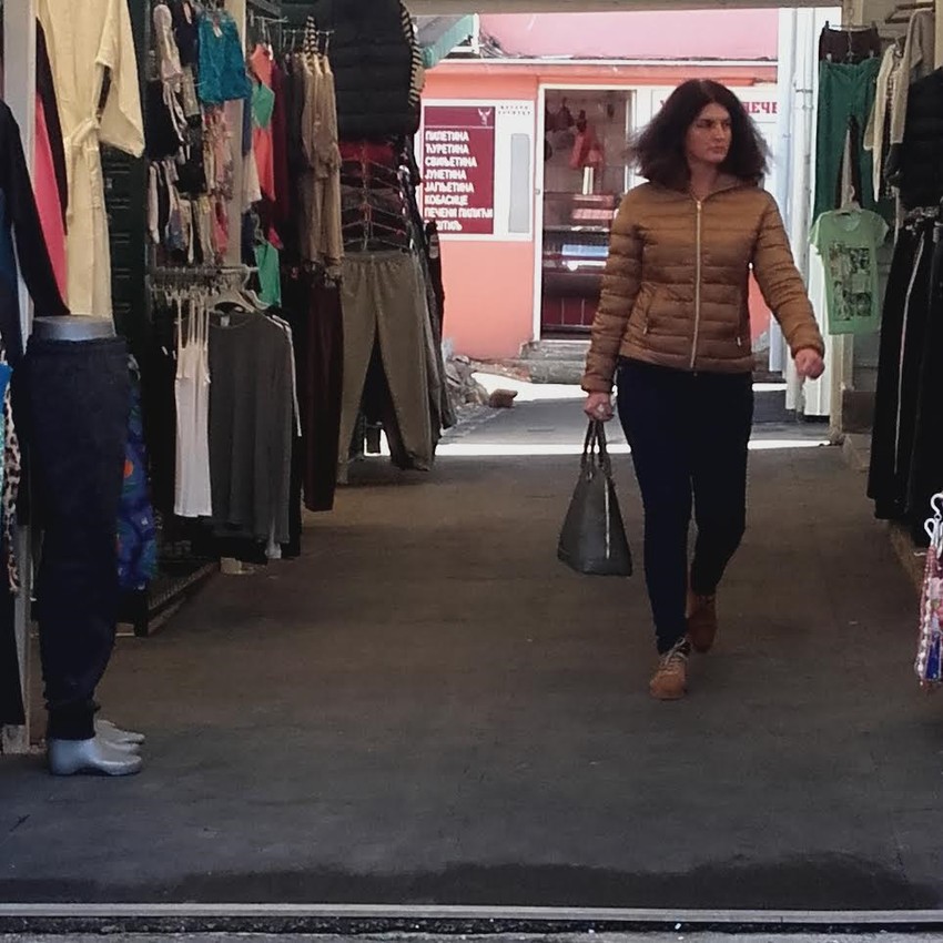 Retki prolaznici, još ređi kupci