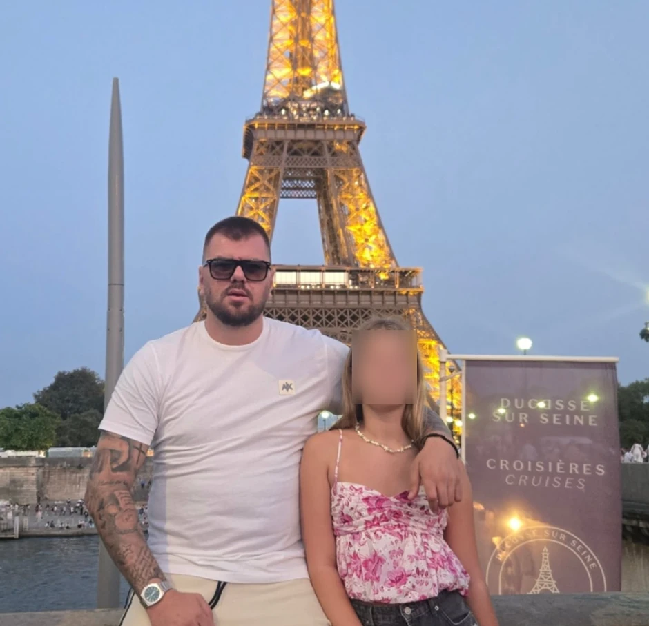 Janjuš sa ćerkom u Parizu