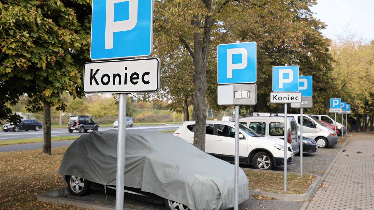 Poznań. "Zrobiłam zdjęcie i pokazałam dzieciom". Dziwna sytuacja na osiedlu