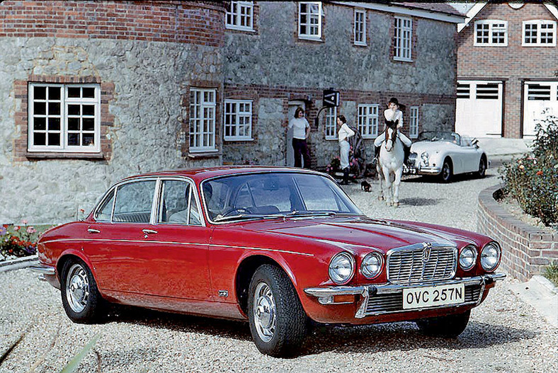 Jaguar XJ12