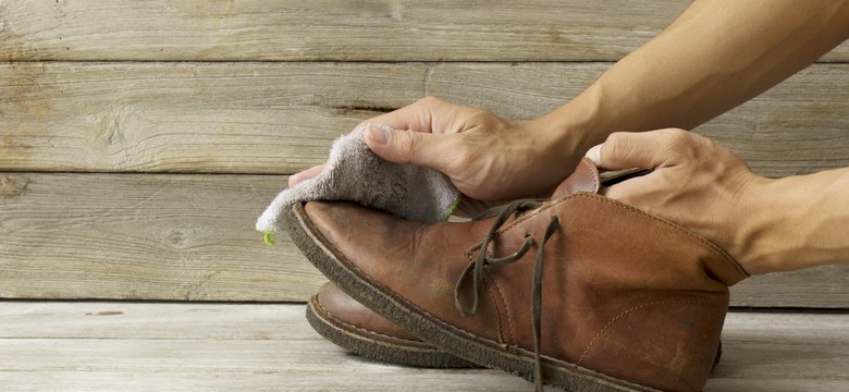 Jak czyścić zamszowe buty i ubrania? Sprawdzone sposoby, jak dbać o zamsz