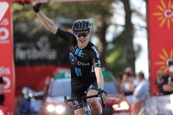 Vuelta a Espana. Storer najlepszy na 7. etapie, niebezpieczny wypadek Valverde