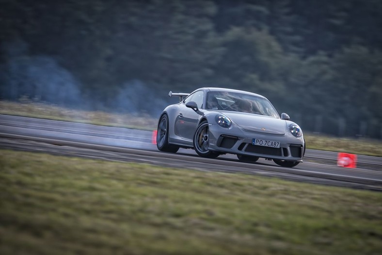 Porsche Driving Experience na Silesia Ring - to trzeba przeżyć