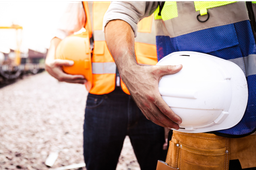 Zwolnienia grupowe wiszą nad rynkiem pracy - rekordowa liczba planowanych cięć etatów