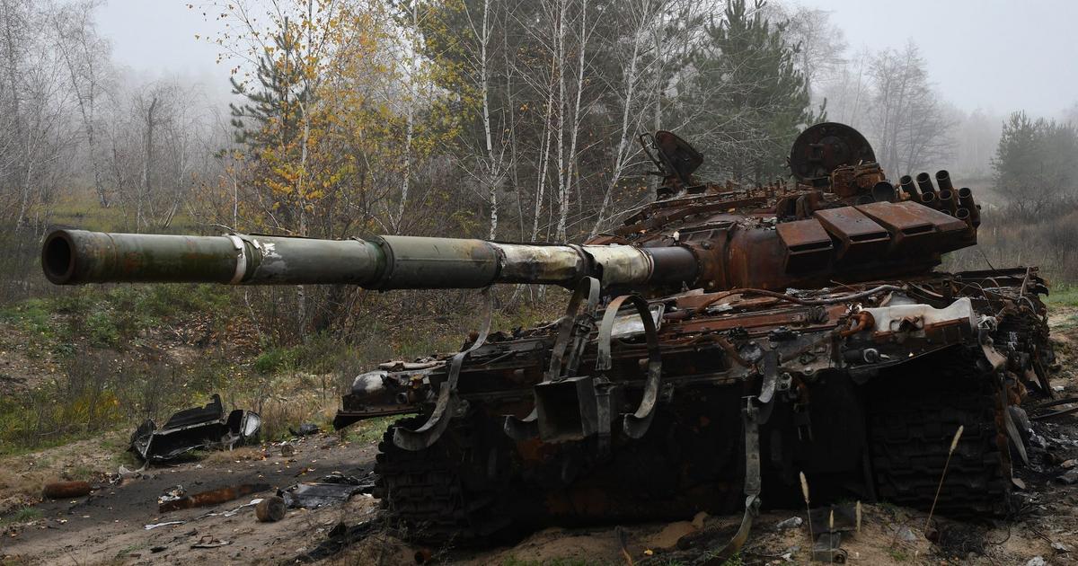 Чиновник повідомив, що понад 3500 російських військових звернулися на українську лінію довіри, щоб здатися