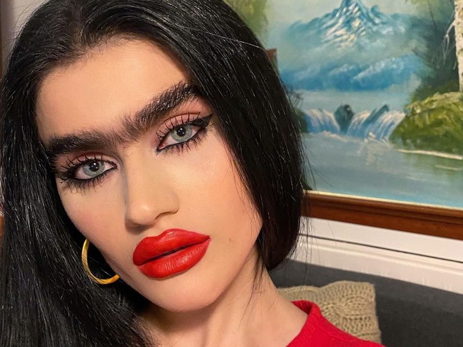 Sofija Hadžipanteli npojavila se na dodeli Glamur nagarada Žene godine u Londonu foto: Instagram/sophiahadjipanteli