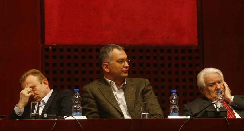 (L-D) Zvaničnici DS Dragan Đilas, Dragan Šutanovac i Dragoljub Mićunović