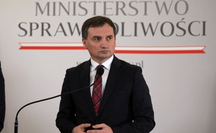 Prokuratura bez ręcznego sterowania. Ministerstwo wysyła mało instrukcji