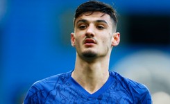 Napastnik Chelsea Armando Broja nie zagra do końca sezonu