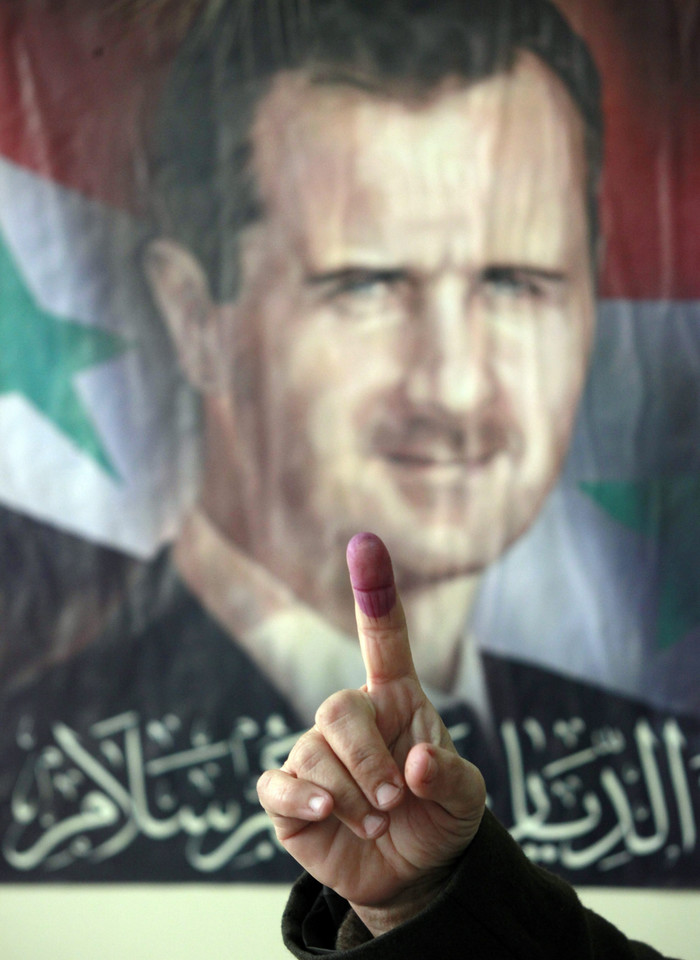 Syria: wybory mimo trwających walk