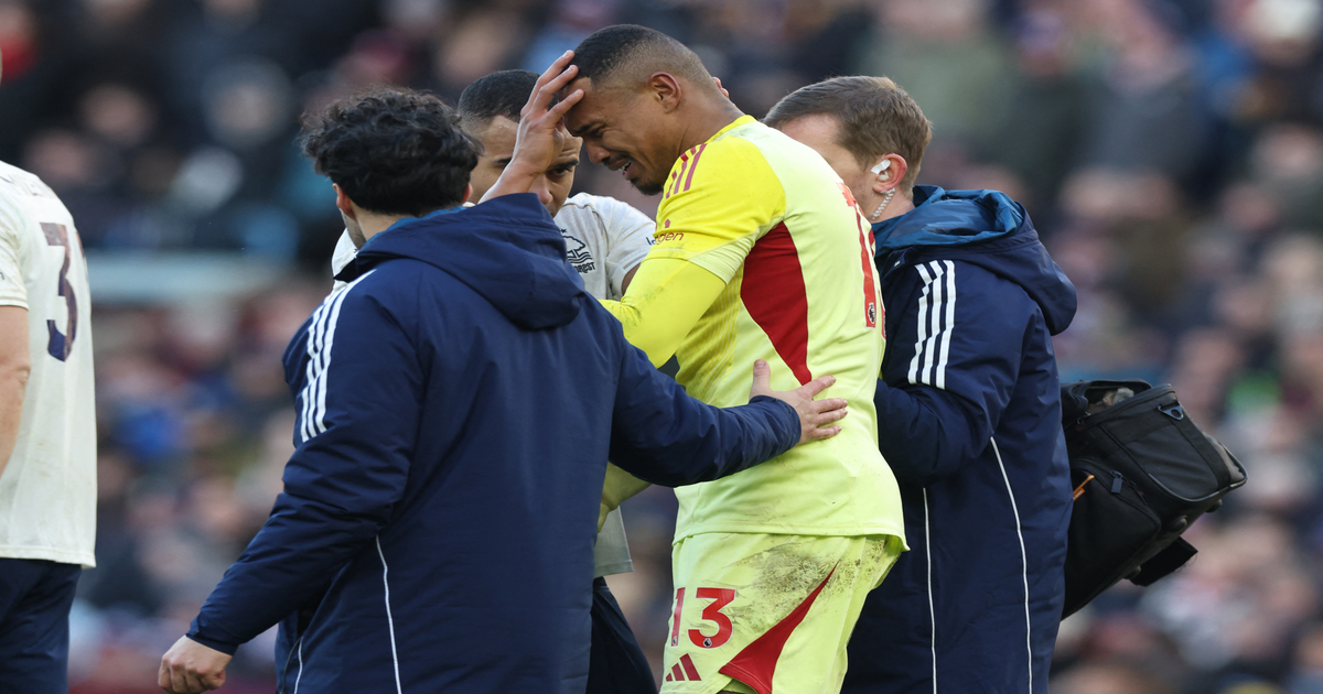 Tears-and-injury-Forest-s-Victor-gifts-Villa-35-yard-goal-in-calamitous-error