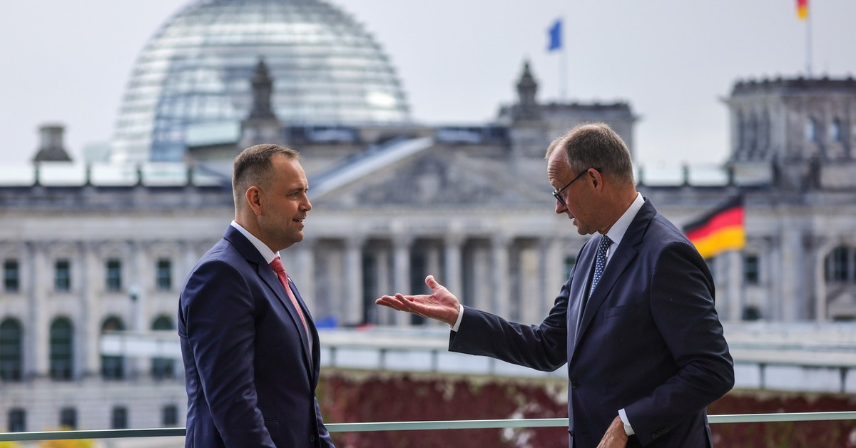 Sikorski skrytykował wyjazd do Berlina Nawrockiego: Prezydent złamał konstytucję