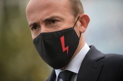 Budka: Wypowiedź Macierewicza dowodzi walk wewnątrz PiS