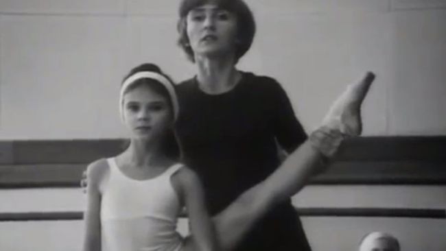 'Siedem kobiet w różnym wieku'