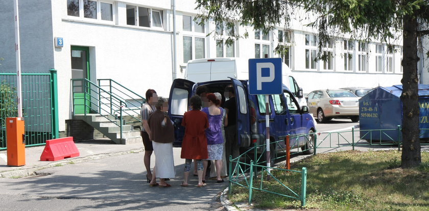 Fajrant! Wafle przywieźli a my stoimy w kolejkach!