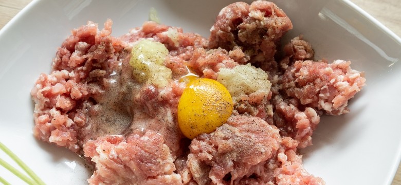 Najlepsze mięso na kotlety mielone? Wychodzą idealne, już nigdy nie zrobicie ich inaczej