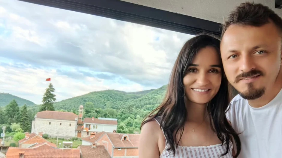 Daniel Kajmakoski sa suprugom