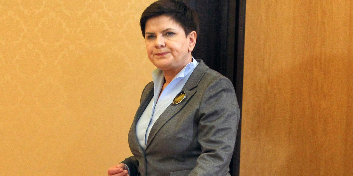 Szydło pomoże? Ale nie w Polsce