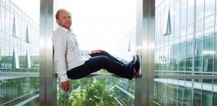 Wroczyński: Sztuczna inteligencja nawet nie wie, że pokonała człowieka [WYWIAD]