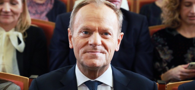 Węgry: Tusk zaatakował Orbana. Prorządowe media publikują teksty o dziadku z Wehrmachtu