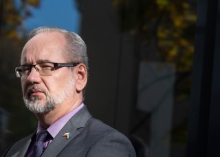 Niedzielski: Niedobory leków w aptekach są lokalne, w skali kraju mamy zapasy na kilka miesięcy