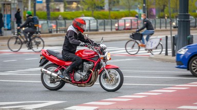 Miał 4,5 promila alkoholu, jechał na motorowerze i to z dzieckiem