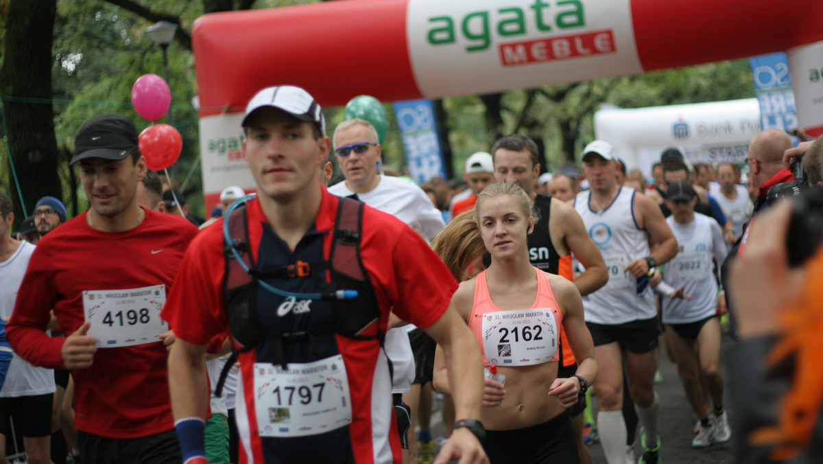 Do biegu, gotowi, start! We Wrocławiu ruszyły zapisy do 2. Nocnego Półmaratonu i 32. Maratonu. Biegi mają się odbyć odpowiednio 14 czerwca i 14 września. W obu – może wystartować po 7 tysięcy zawodników.