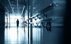 Gdzie powinna trafić osoba z podejrzeniem udaru mózgu?