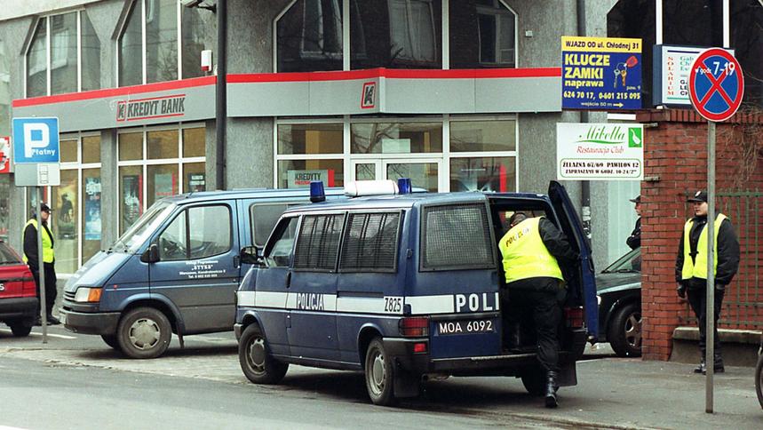 Napad na Kredyt Bank w Warszawie z 2001 roku