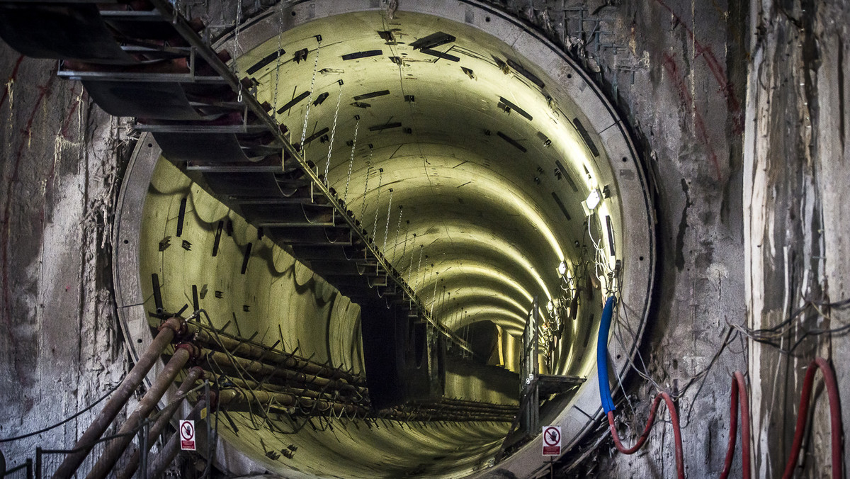 W Warszawie zbudują III linię. Czy metro powstanie w innych miastach?