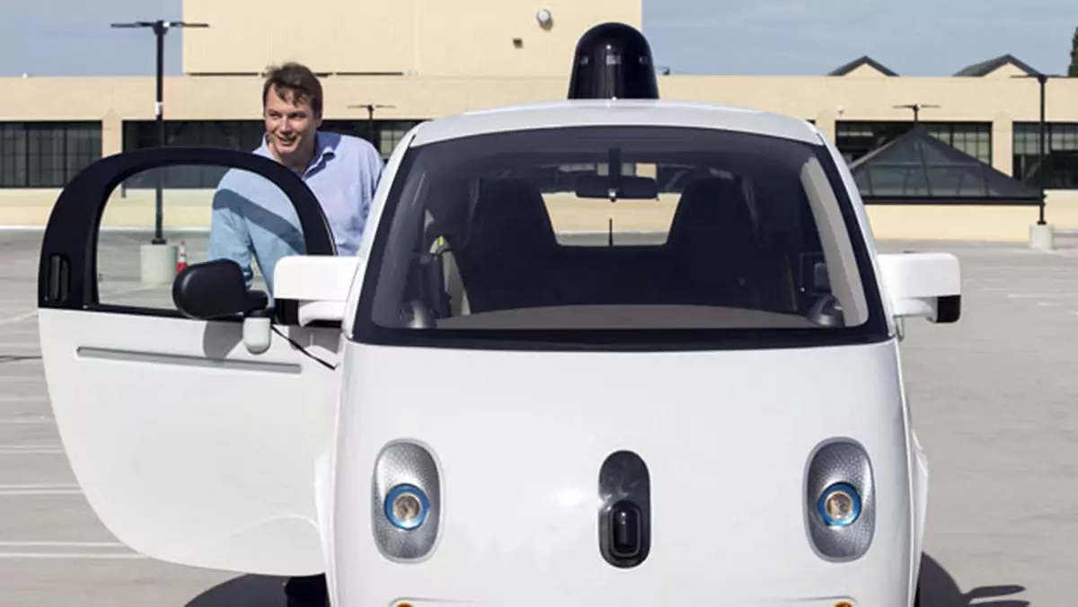 Google Car ma specjalne zasady dotyczące rowerzystów na drodze